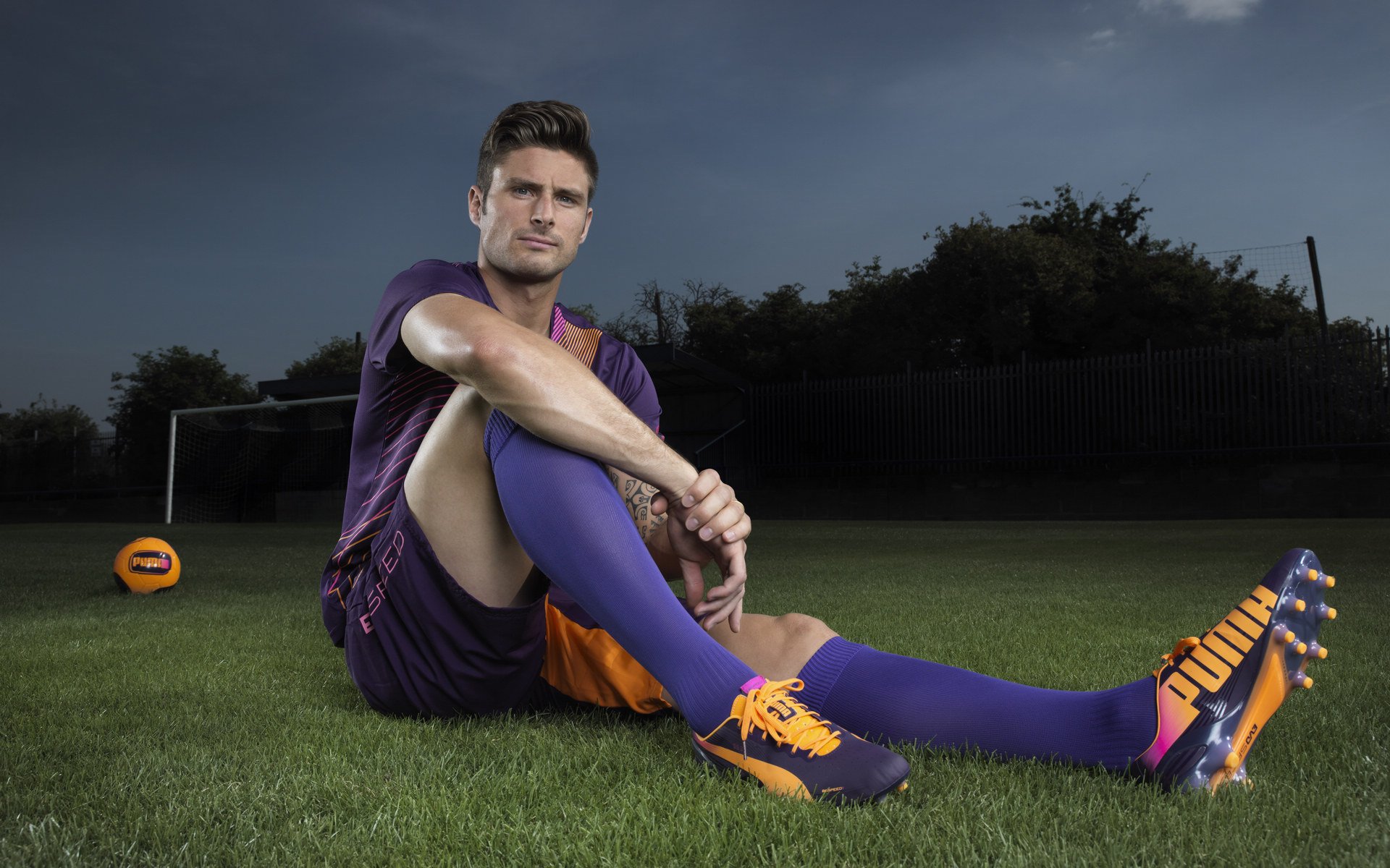 牙买加掀翻贝蒂斯，当草根足球的野火，遇上福登们的星光