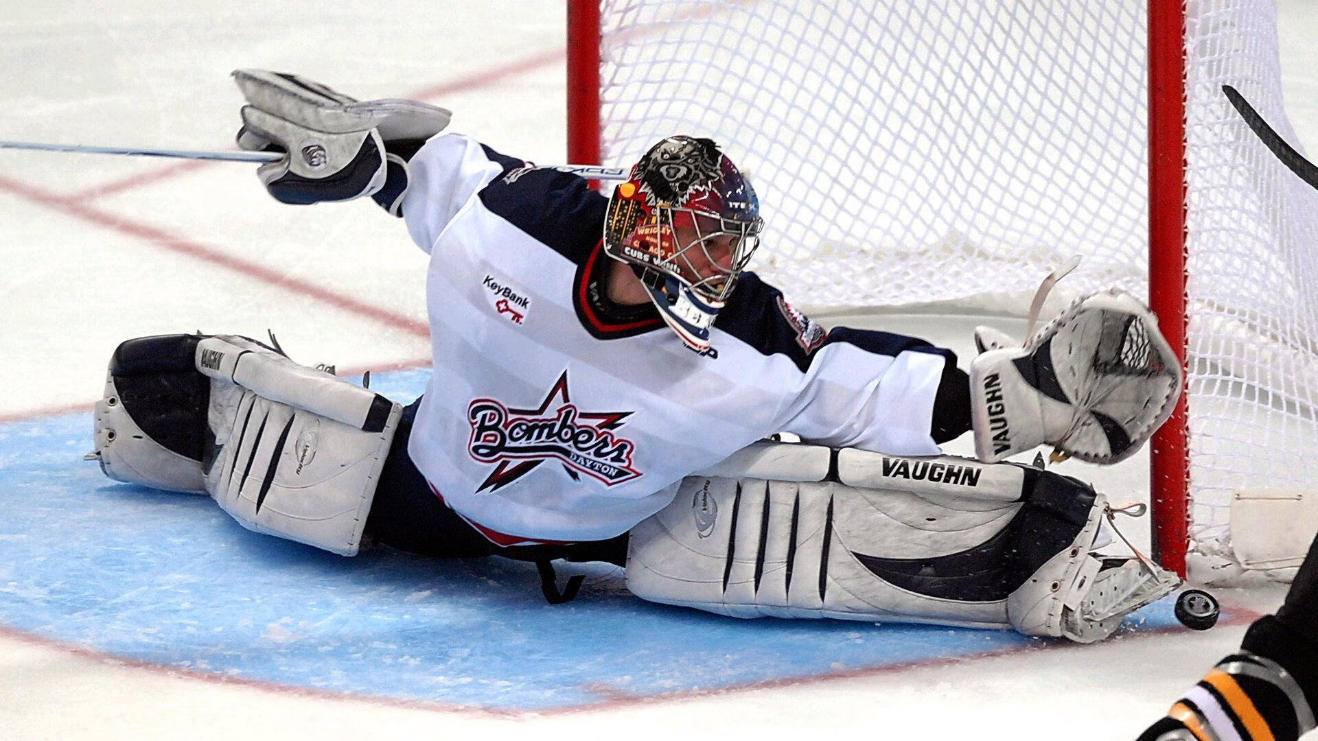 开云平台-门迪一夫当关，波兰铁骑碾碎枪手神话